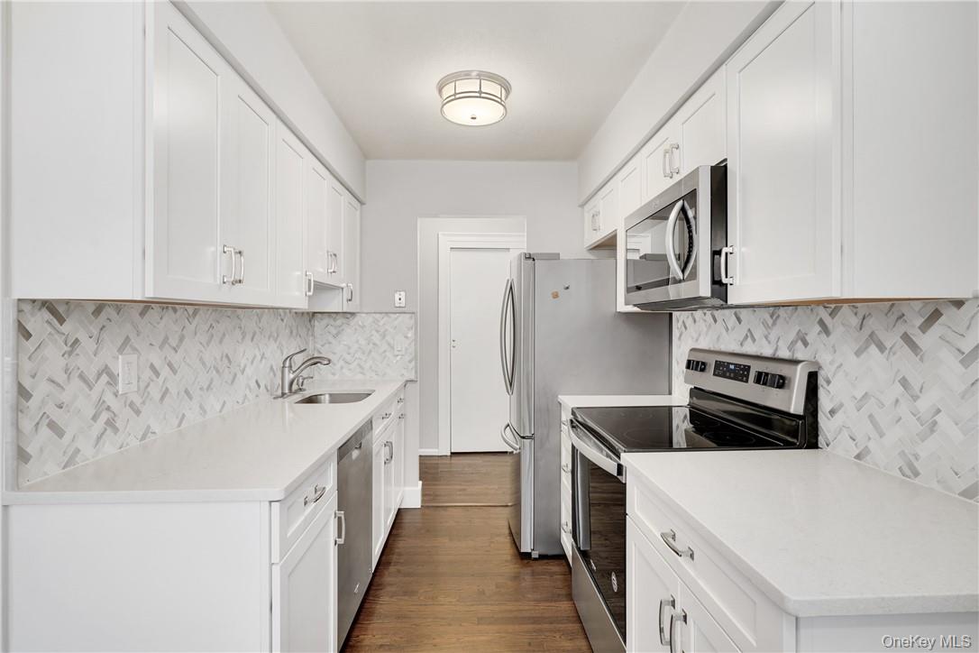 Beautiful 2nd floor 2BR, 1.1BA totally renovated apartment, convenient...