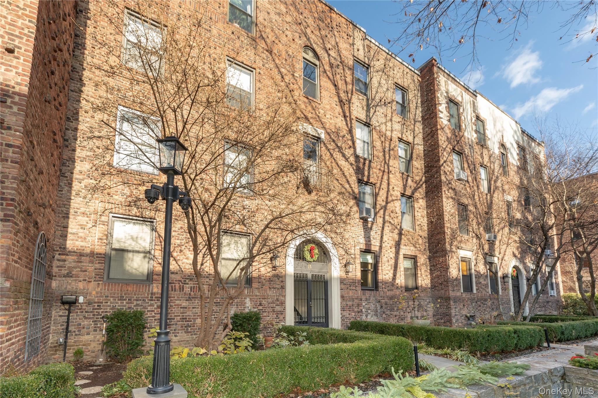 Discover the perfect blend of convenience and elegance in this sundren...