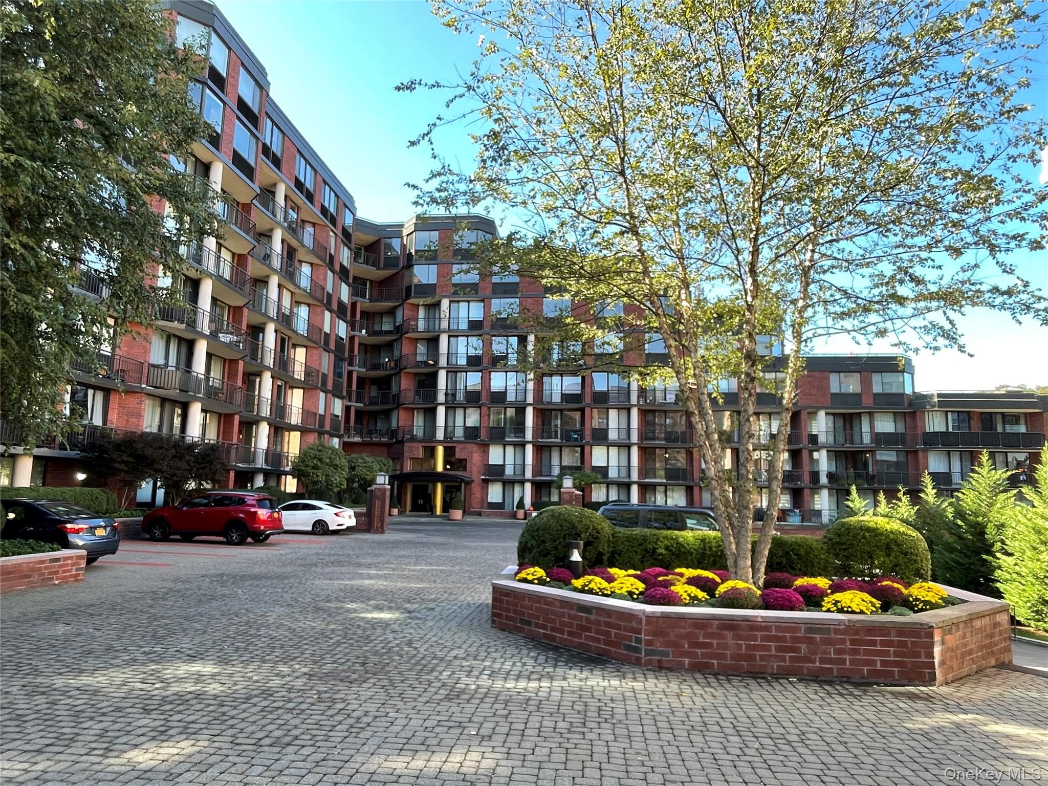 Spacious rooms with good closet spaces and a private balcony. Hardwood...