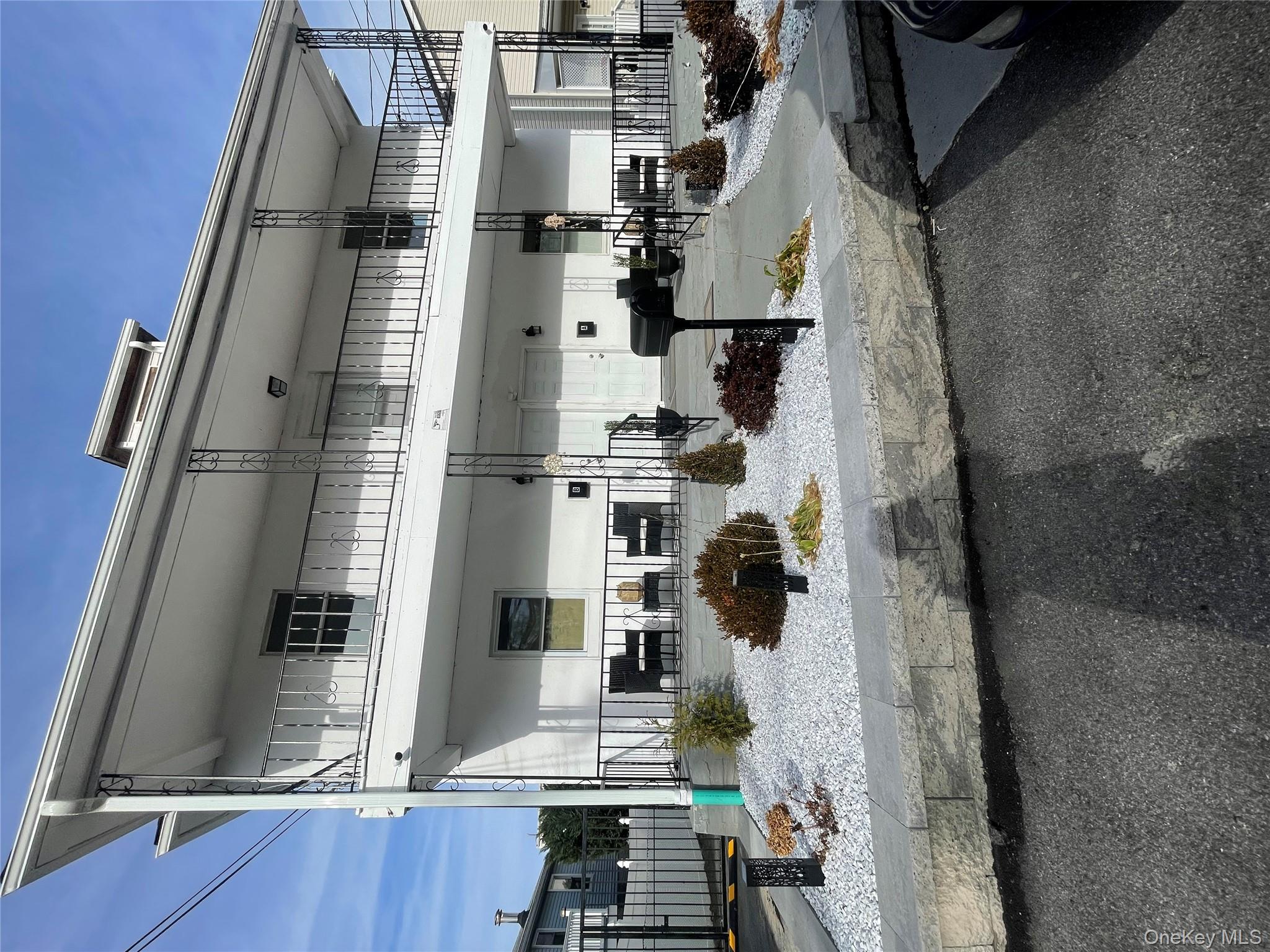 Bright and large 3 bedroom 2nd floor apartment.  Nicely renovated and...