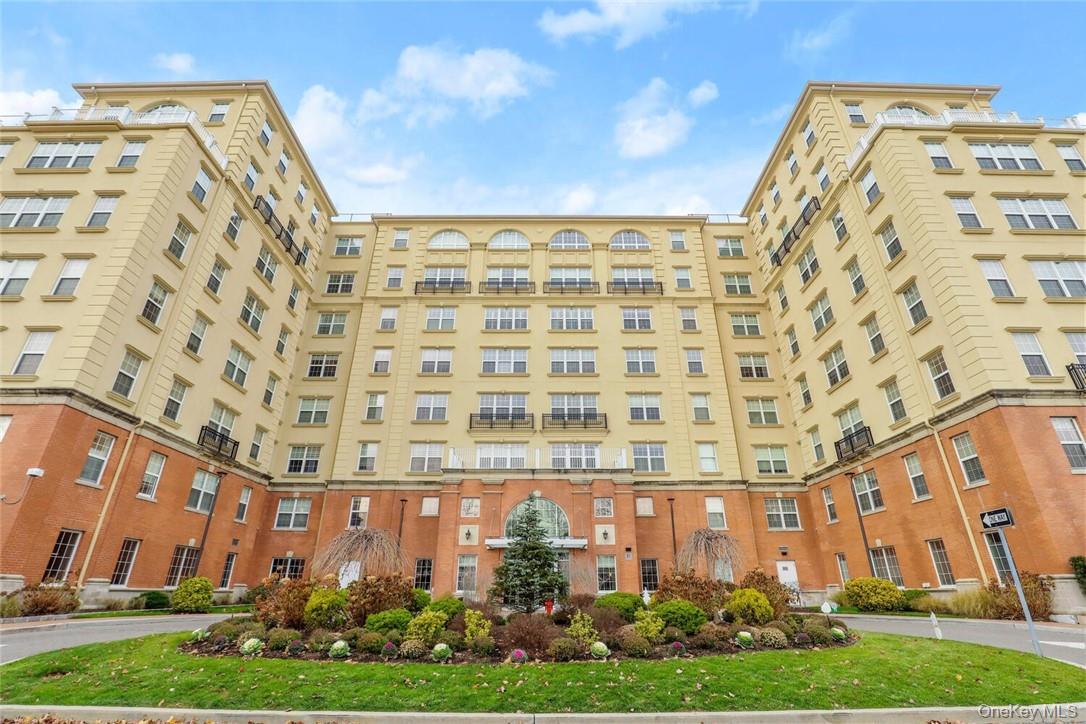 The best of both worlds has arrived: The Cambium is a modern, luxuriou...