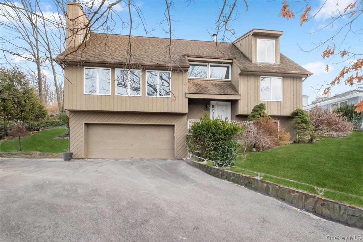 This Contemporary-style home offers a bright, open layout with generou...