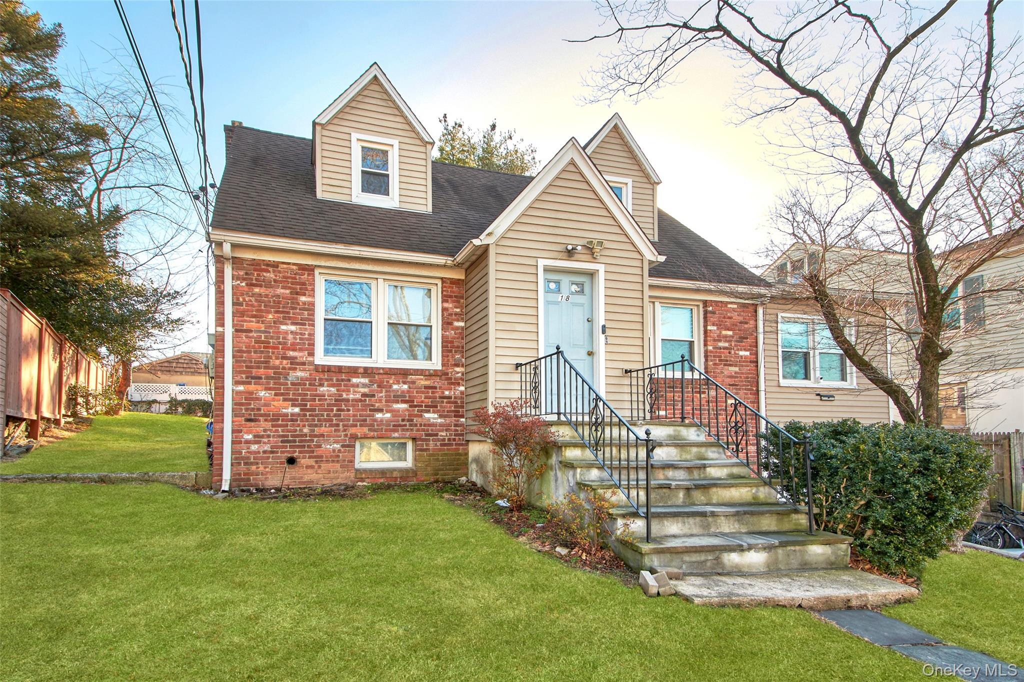 Welcome to 18 Highview Ave #2 in Rye Brook. This freshly updated 2-bed...