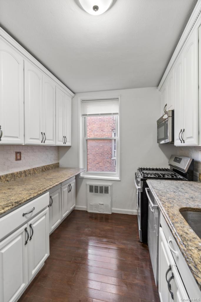 Photo 5 of this property