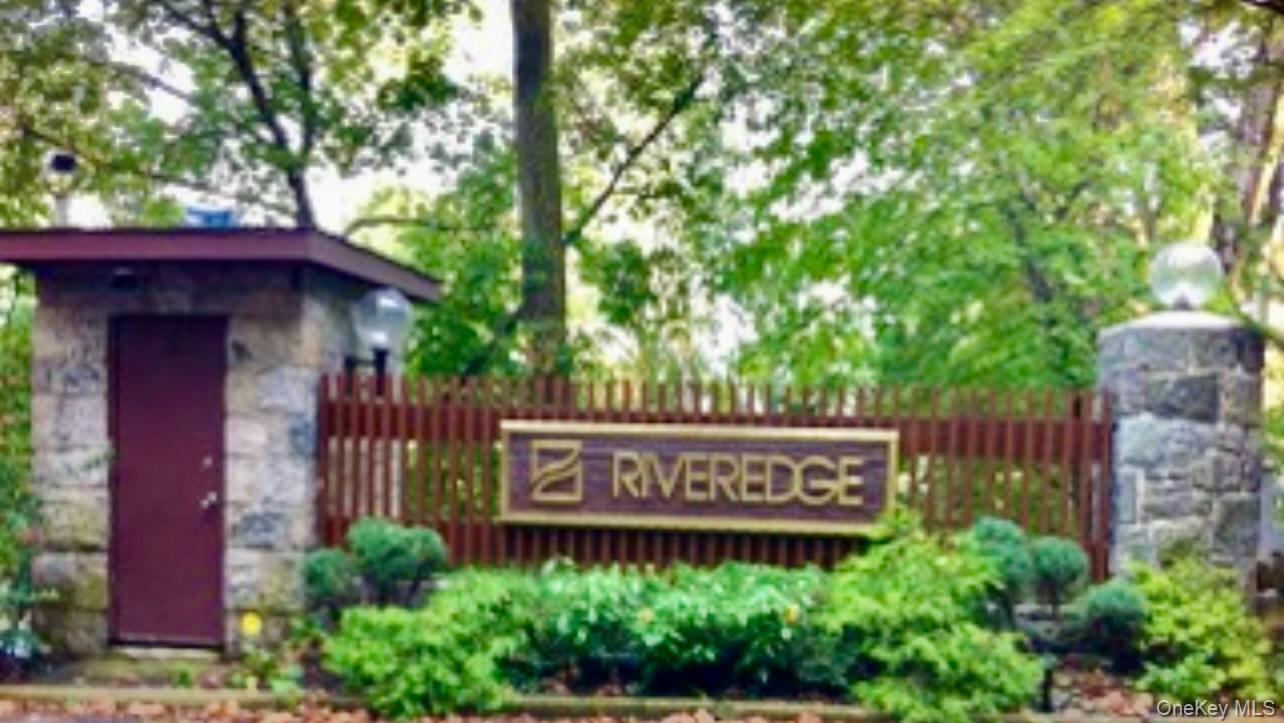 The best kept secret in Yonkers. Spacious, fully furnished studio apar...