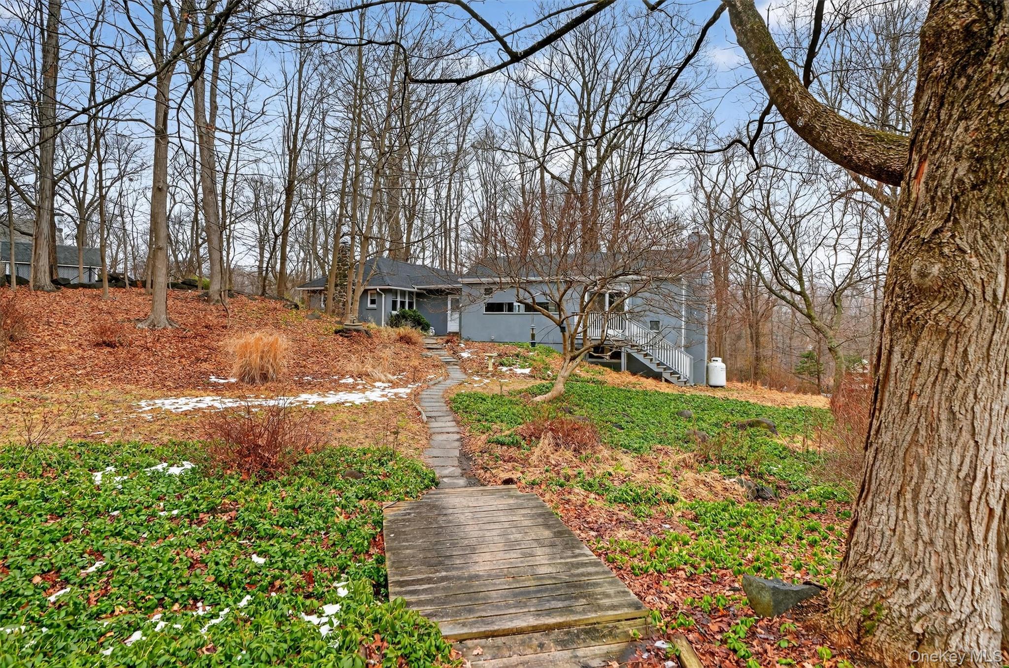 Charming country retreat in the village of Croton-on-Hudson.  Private...