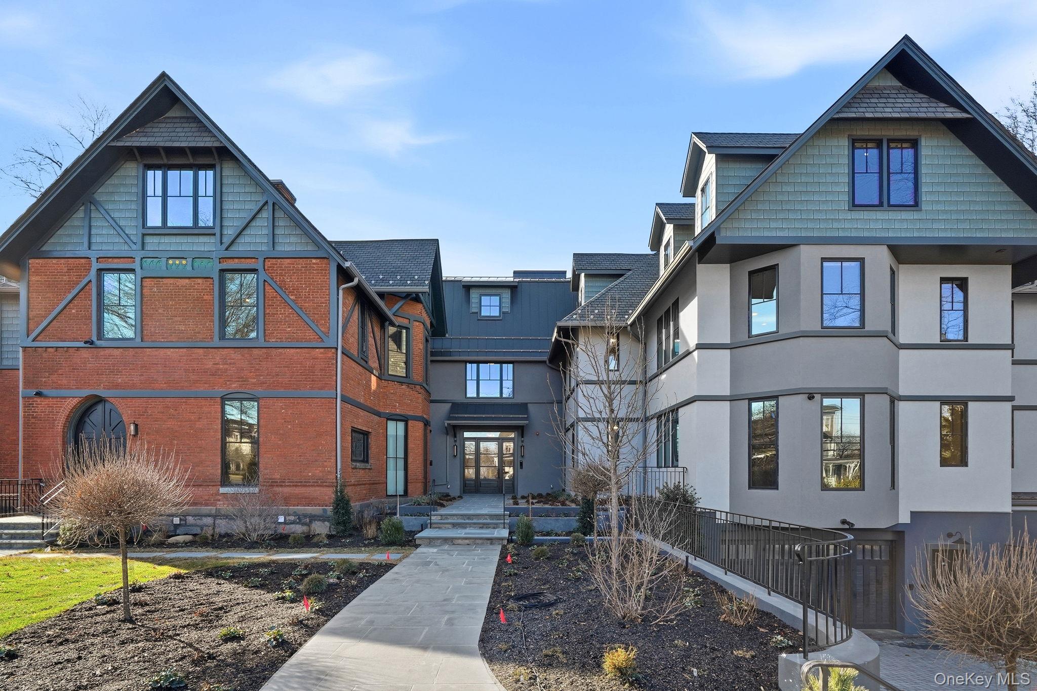 Welcome to the Landmark at Clinton, a brand-new luxury rental building...