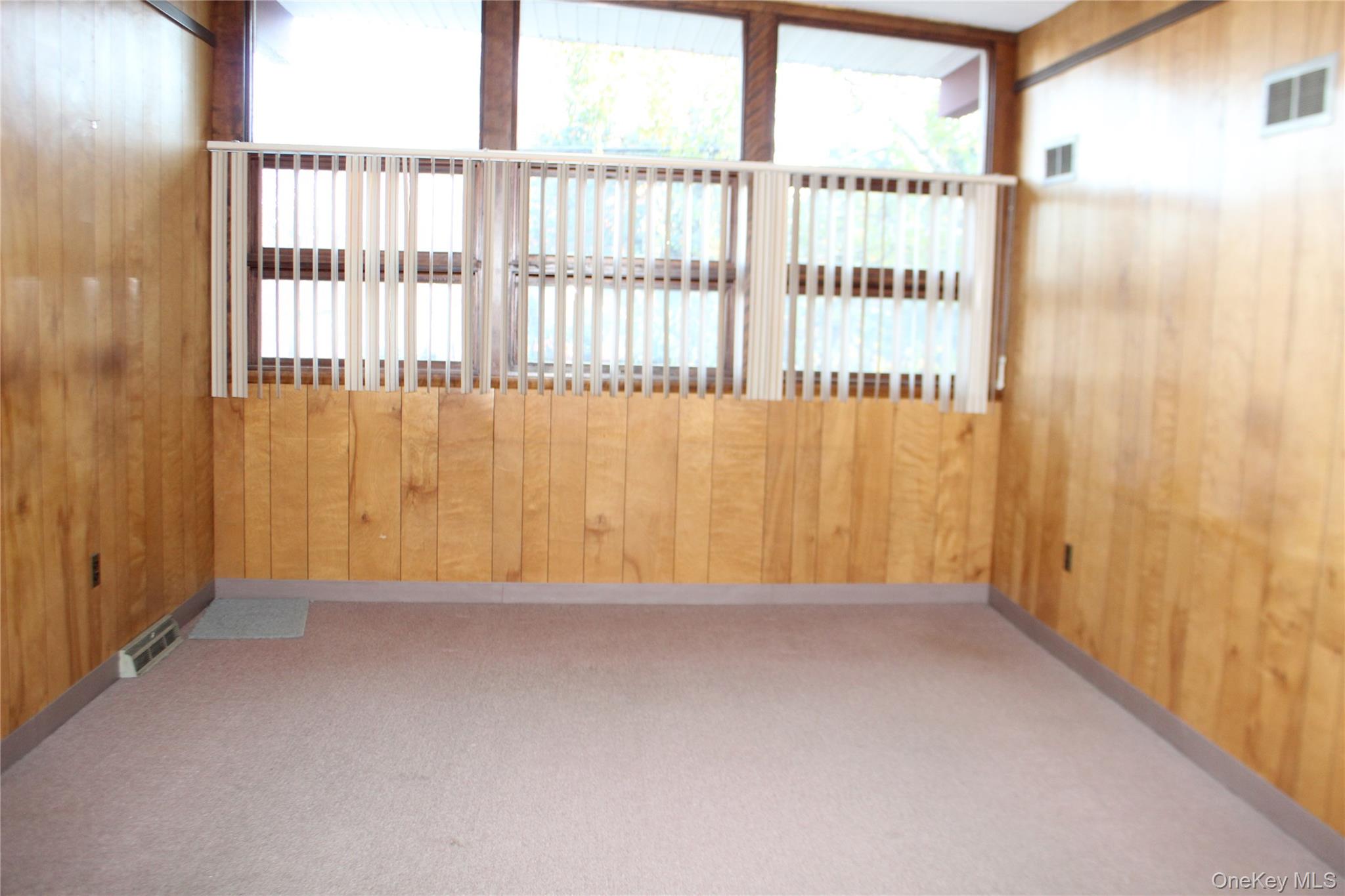 Photo 4 of this property
