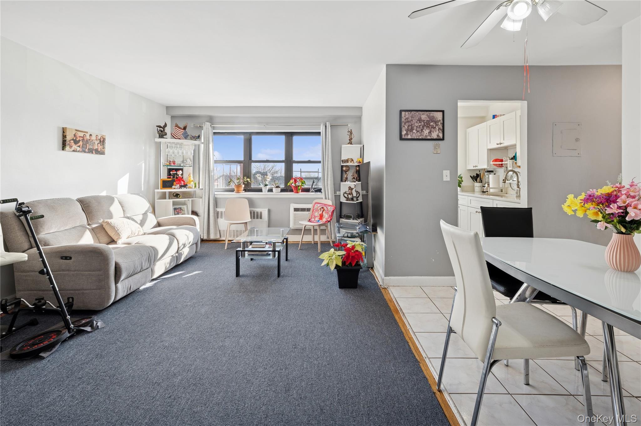 Come home to this extra sunny and spacious one bedroom apartment with...