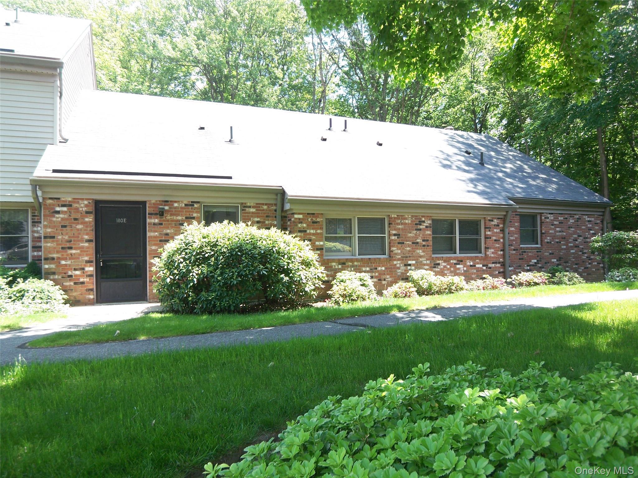 ONE LEVEL! Excellent condition One Bedroom Adams w/Carport! Eat-in Kit...