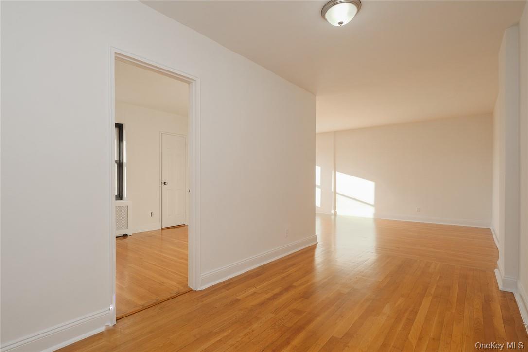 NW YONKERS | Woodstock Manor - SPONSOR UNIT (No Board Approval) Fifth-...