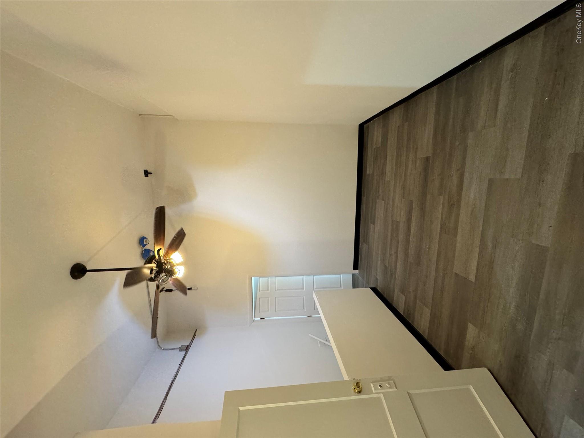 Photo 4 of this property
