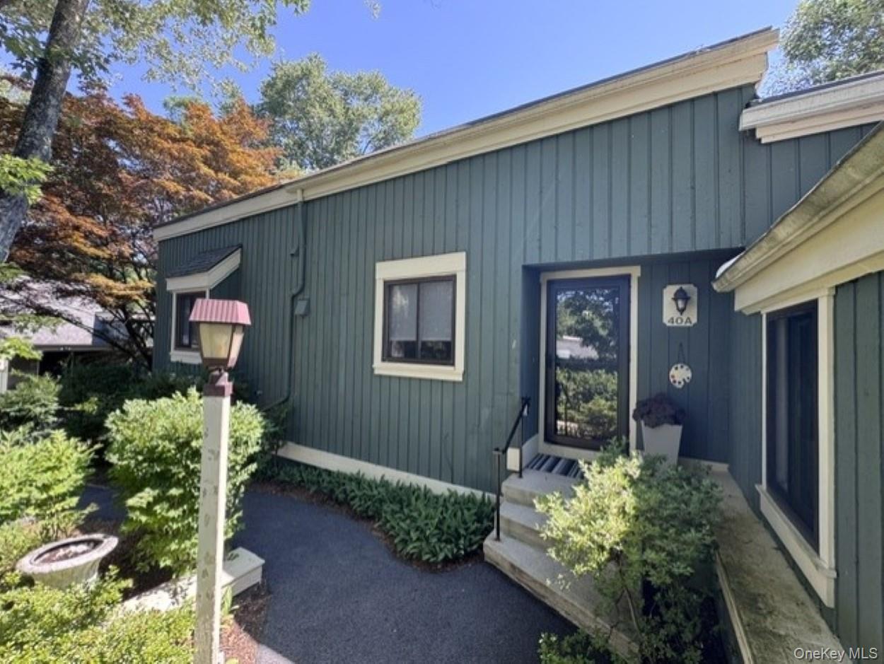 Photo 3 of this property