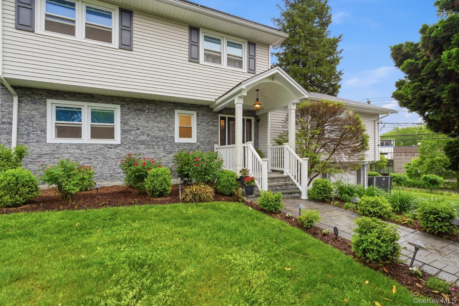 Photo 4 of this property