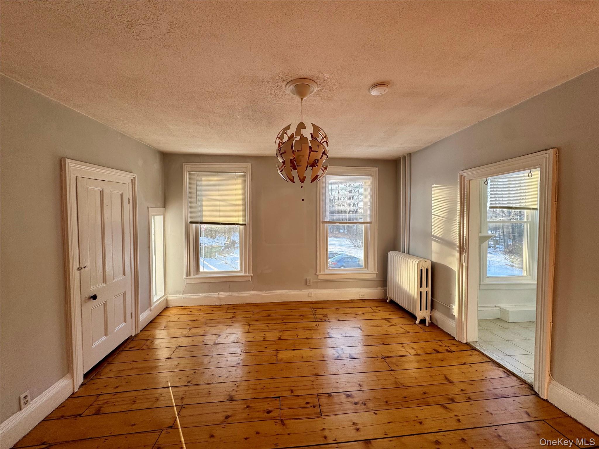 2nd floor walk-up one bedroom in the heart of Mohegan Lake. Enjoy the...