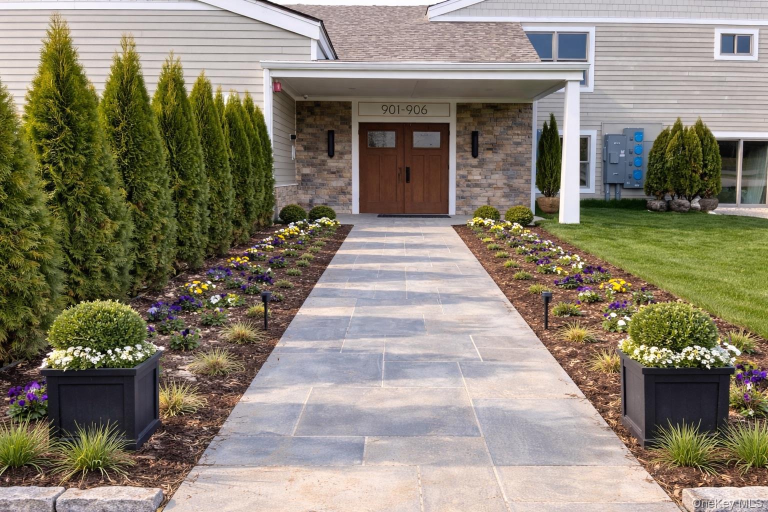 Welcome to Lakeview Lofts — Where Every Morning Begins with a View! Im...