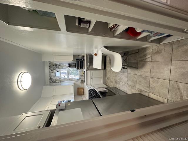 Welcome to the lovely Garden Apt complex of Bryn Mawr Ridge, with pris...