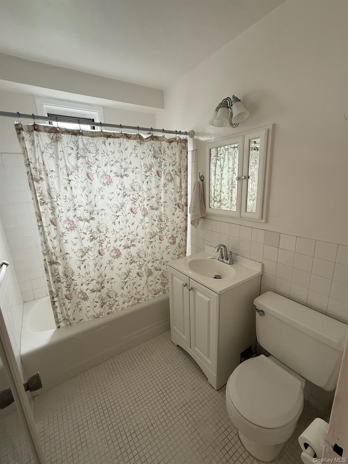 Photo 14 of this property