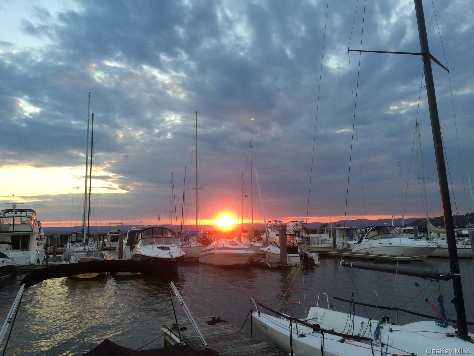 Half Moon Bay Marina boat slip
Experience the beauty of the Hudson Riv...