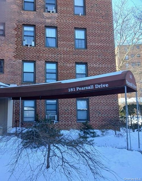 Experience the perfect blend of serenity and accessibility in this bri...