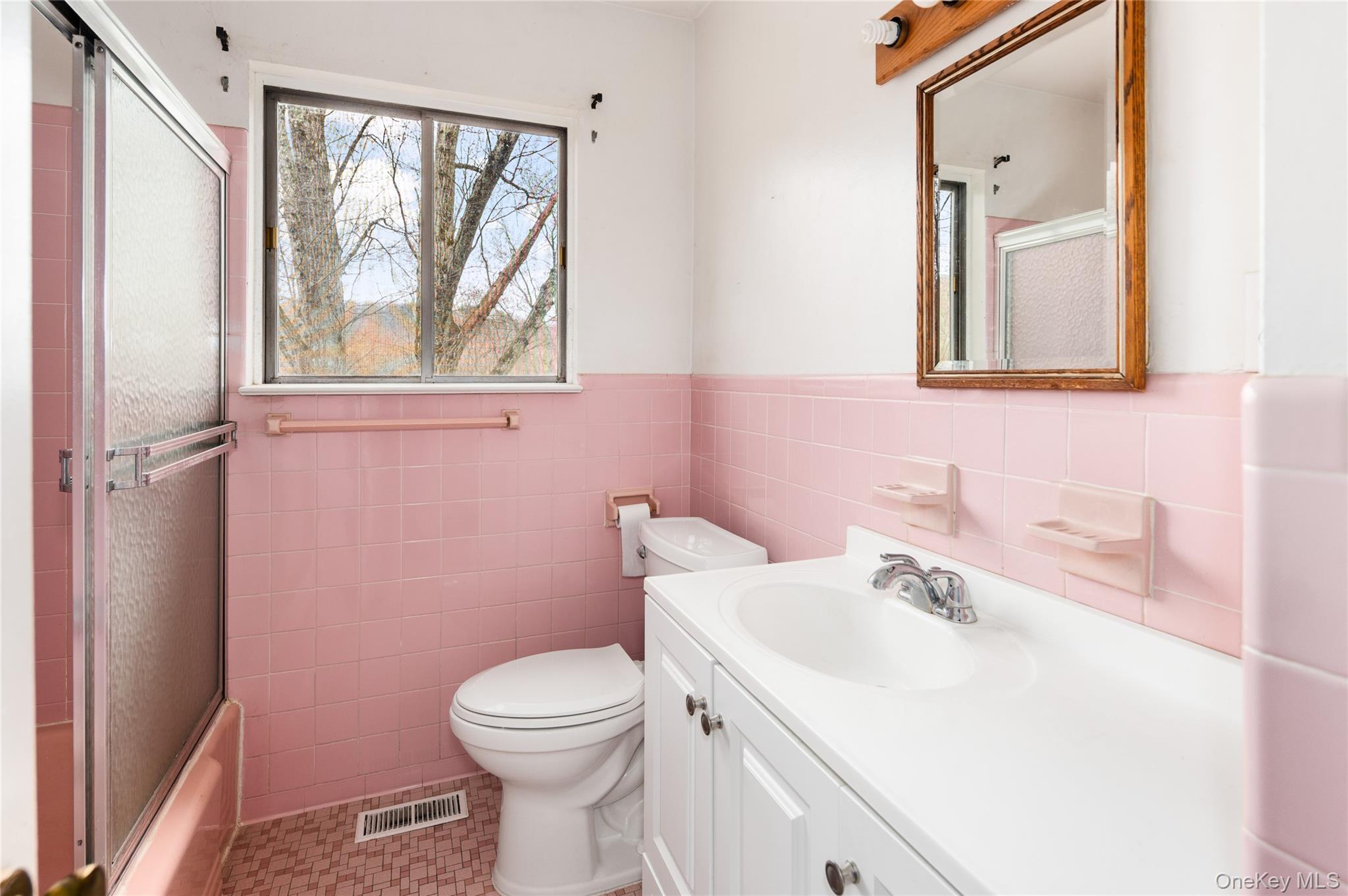 Photo 14 of this property