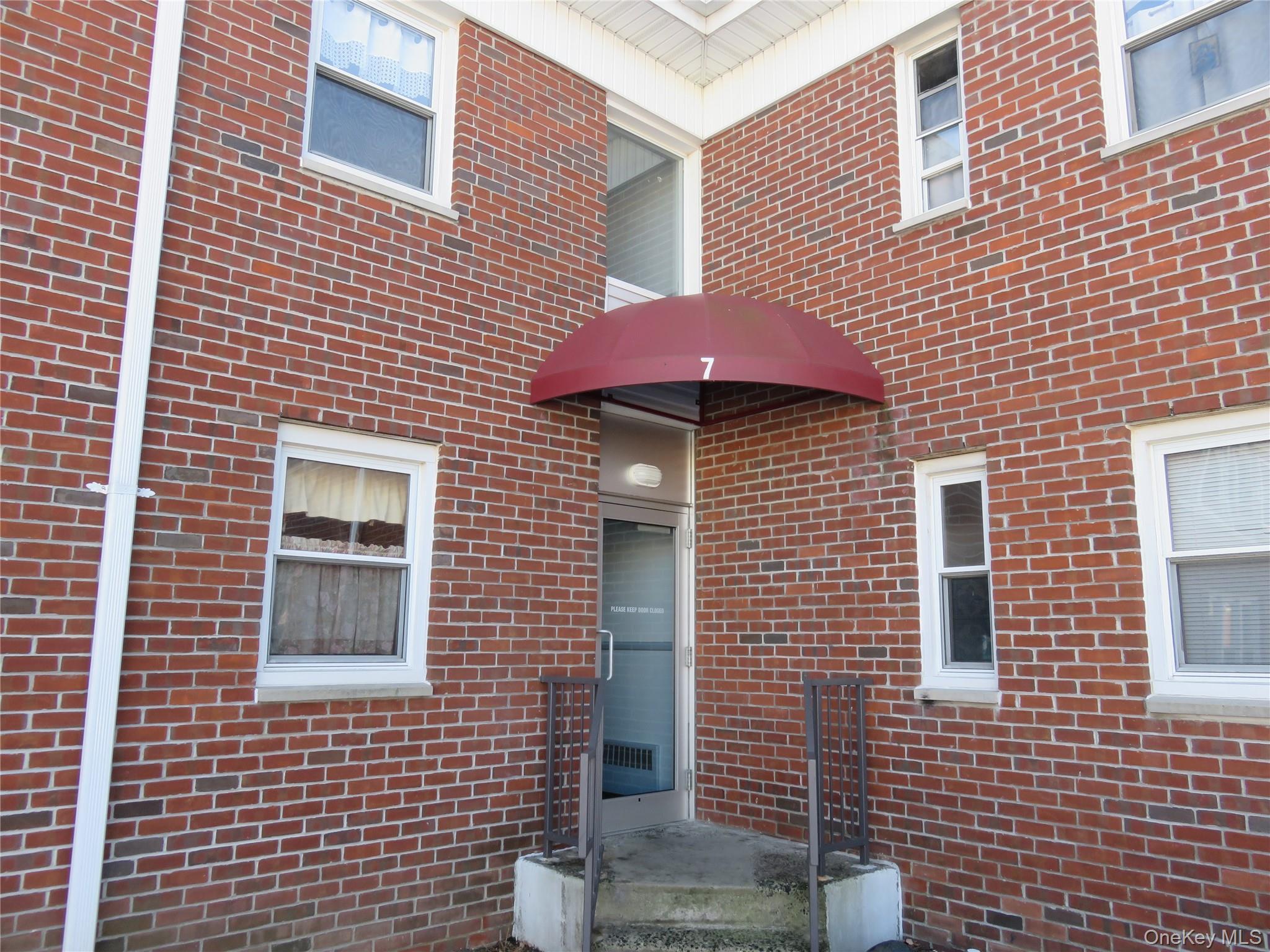 Conveniently located two bed one bath cooperative apartment situated o...