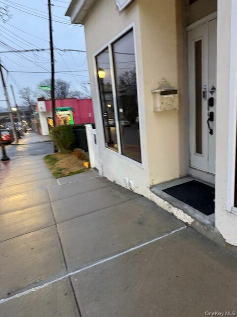 Professional Rental office space use only, upper and lower floors, Gre...