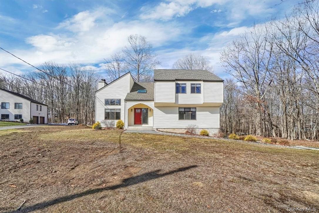 Amazing Opportunity to Rent this 4BR 2 1/2 Bath Contemporary Colonial...