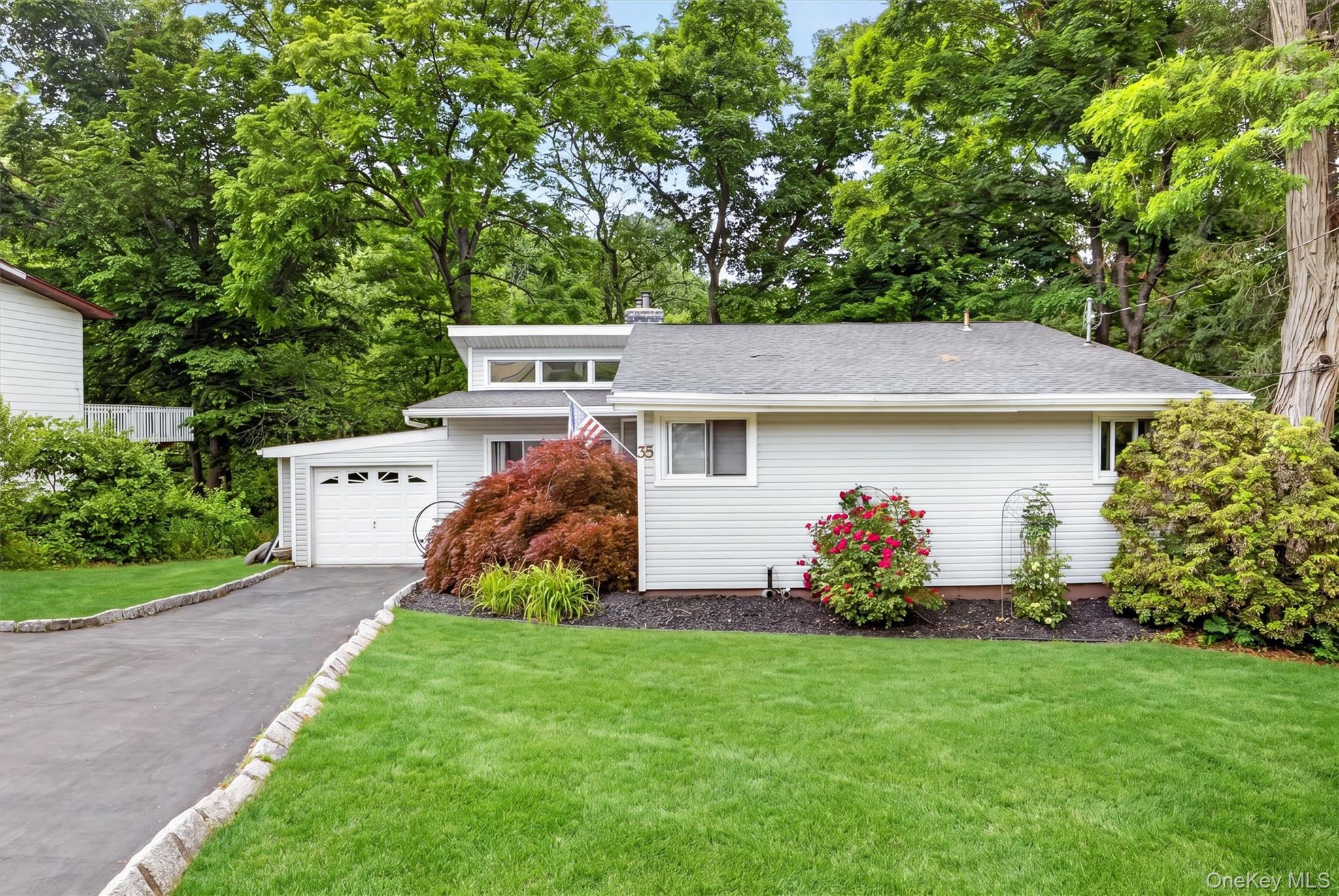 Photo 4 of this property