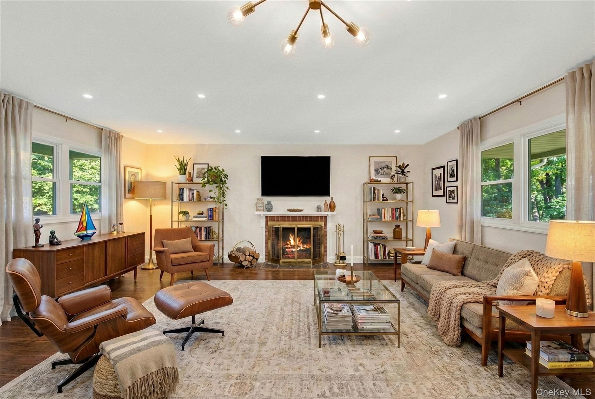 Located in the beautiful and quaint village of Briarcliff Manor—one of...