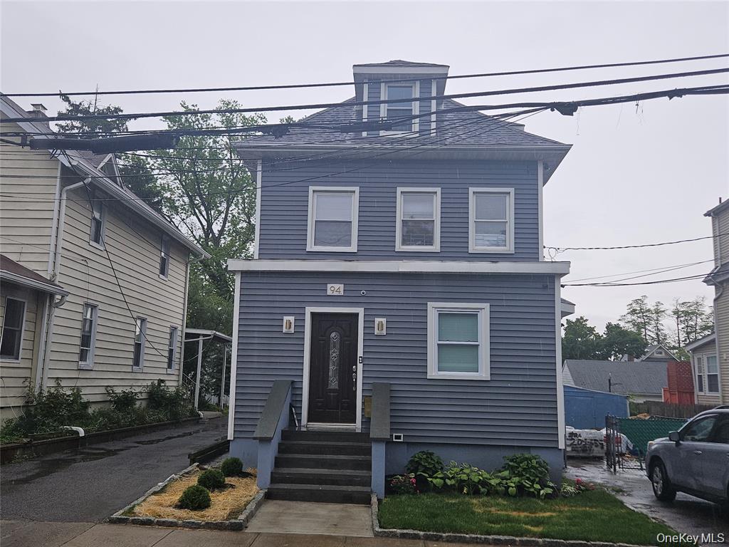 Discover this beautifully renovated 3-bedroom, 1-bathroom duplex apart...