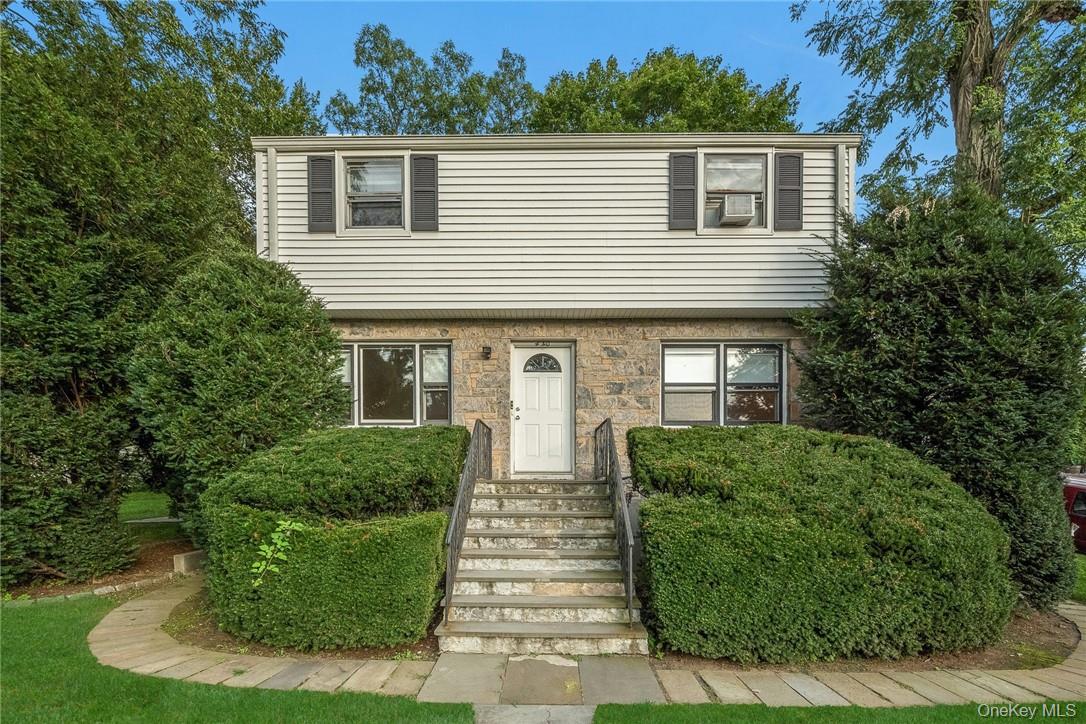 Bright, 1st Floor 2-Bedroom Apartment available in a 2-Family Home, fe...