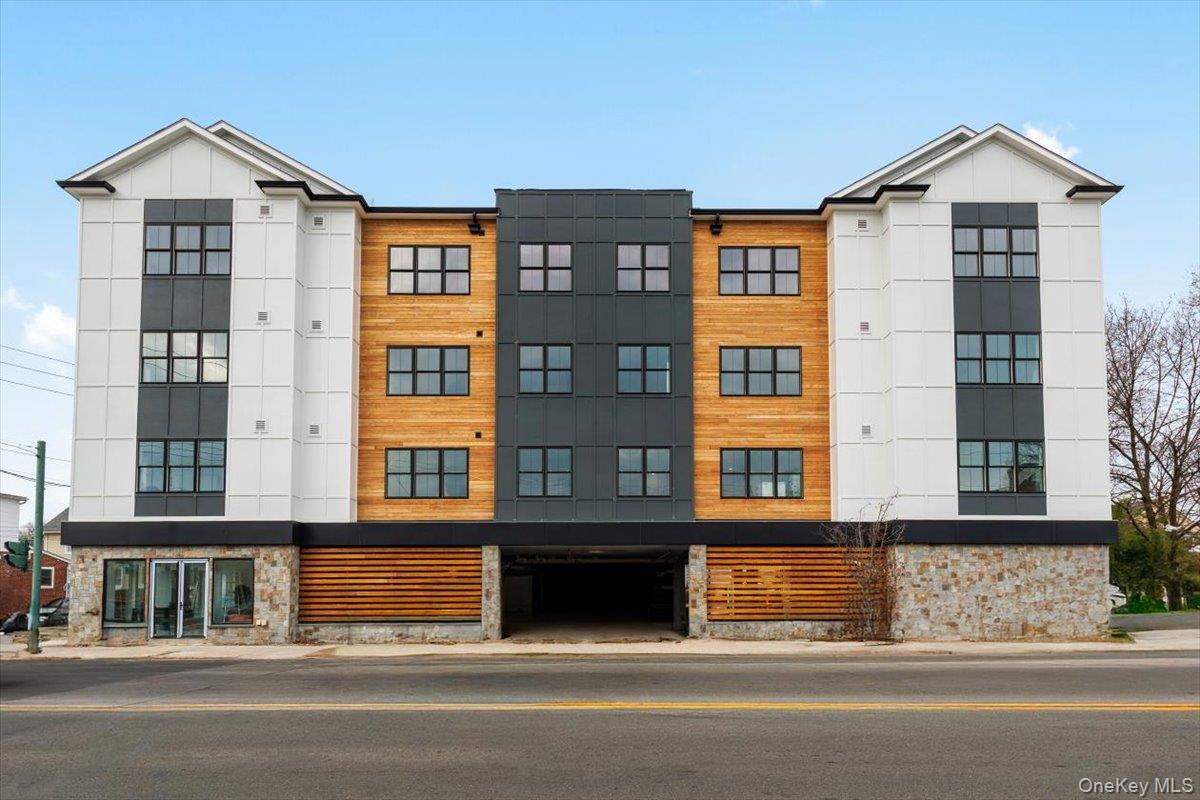 THE Franklin ~ handsome luxury boutique building surrounded by Harriso...