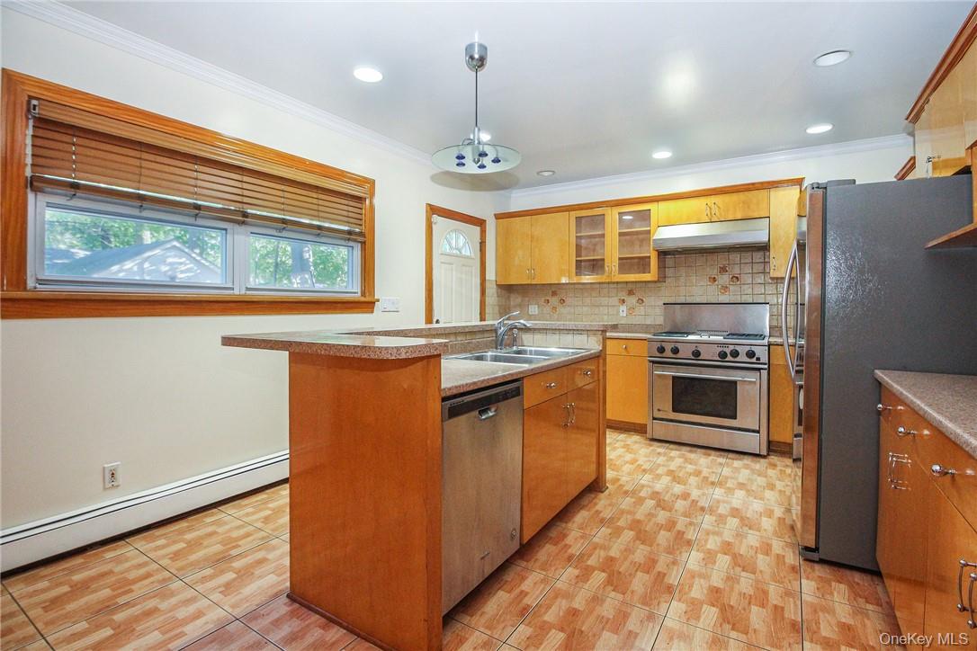 Photo 11 of this property