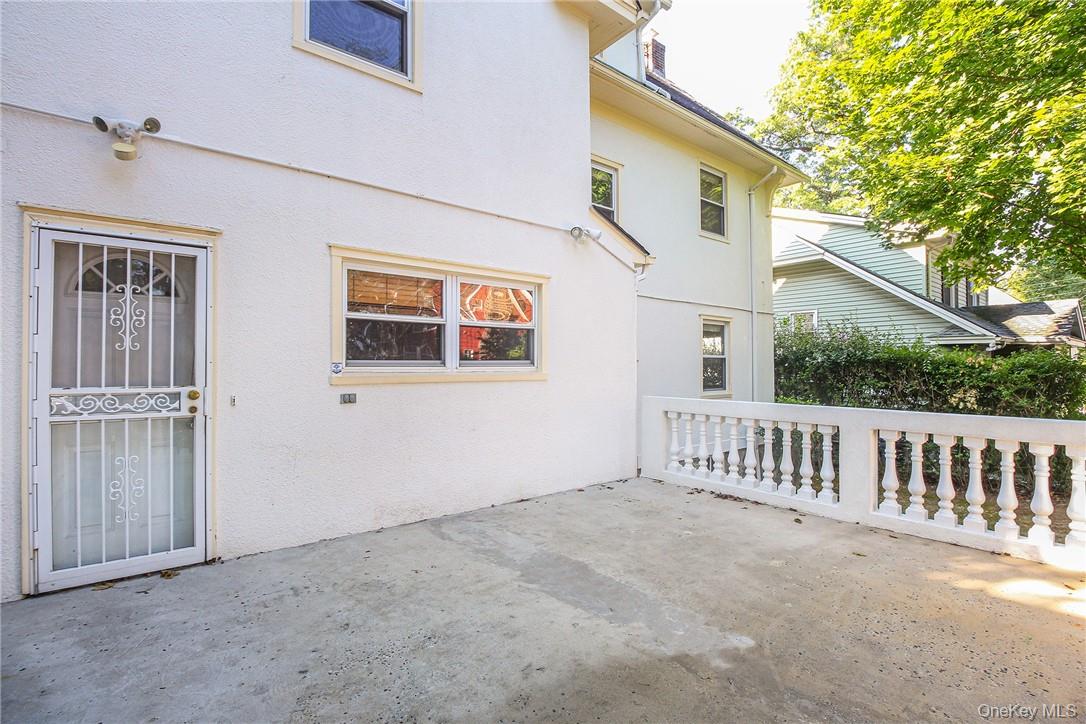 Photo 33 of this property