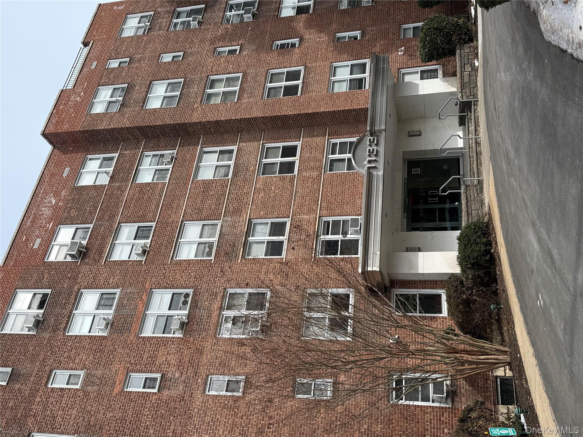 Move right into this sun-filled 1-bedroom condo in prime  Bronxville P...