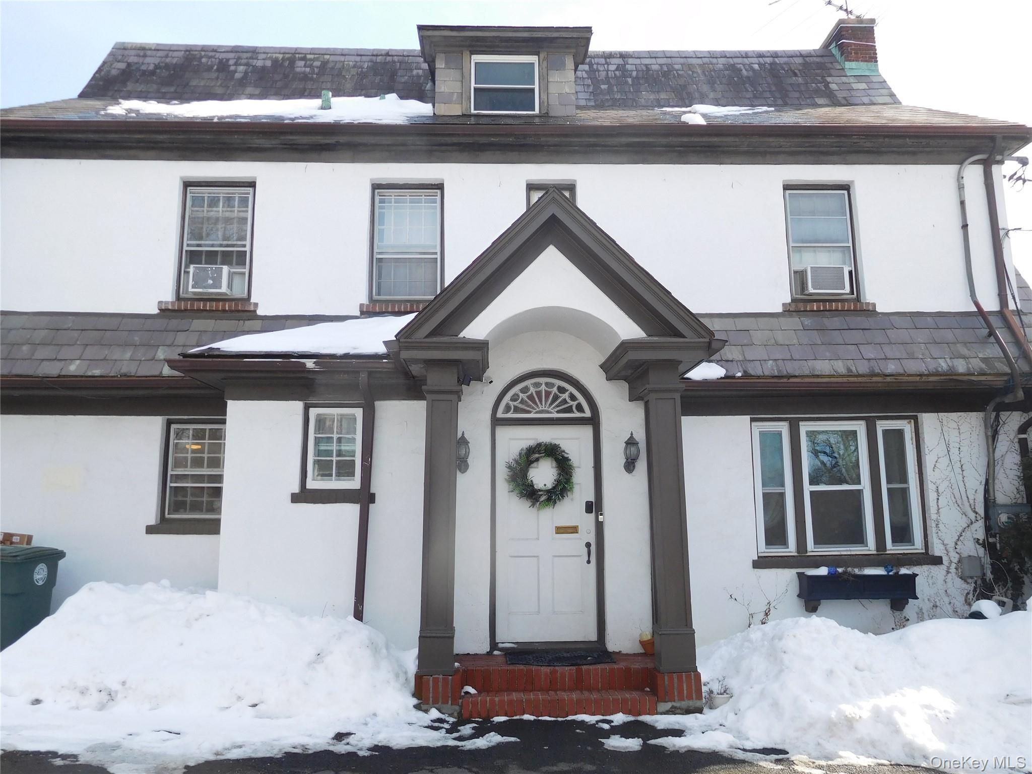 Bank Owned.  Property is occupied and occupants are not to be disturbe...