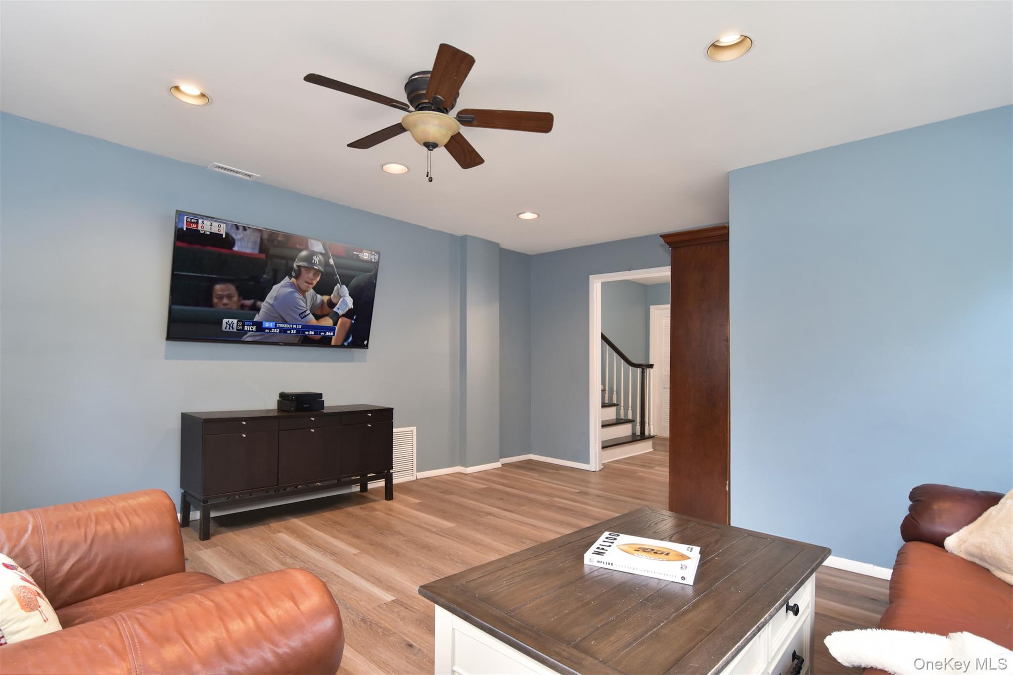 Photo 4 of this property
