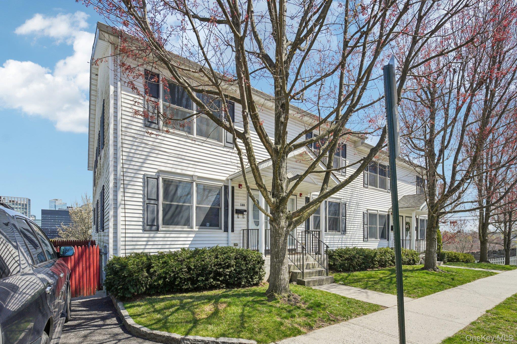 Welcome home to The Harding Avenue Condominiums in the desirable Battl...