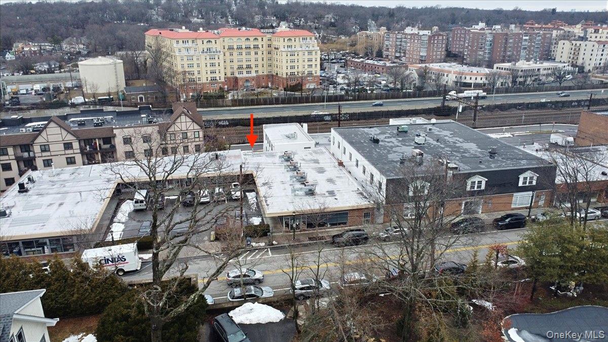 Prime Office Space in the Heart of Larchmont! Position your business i...