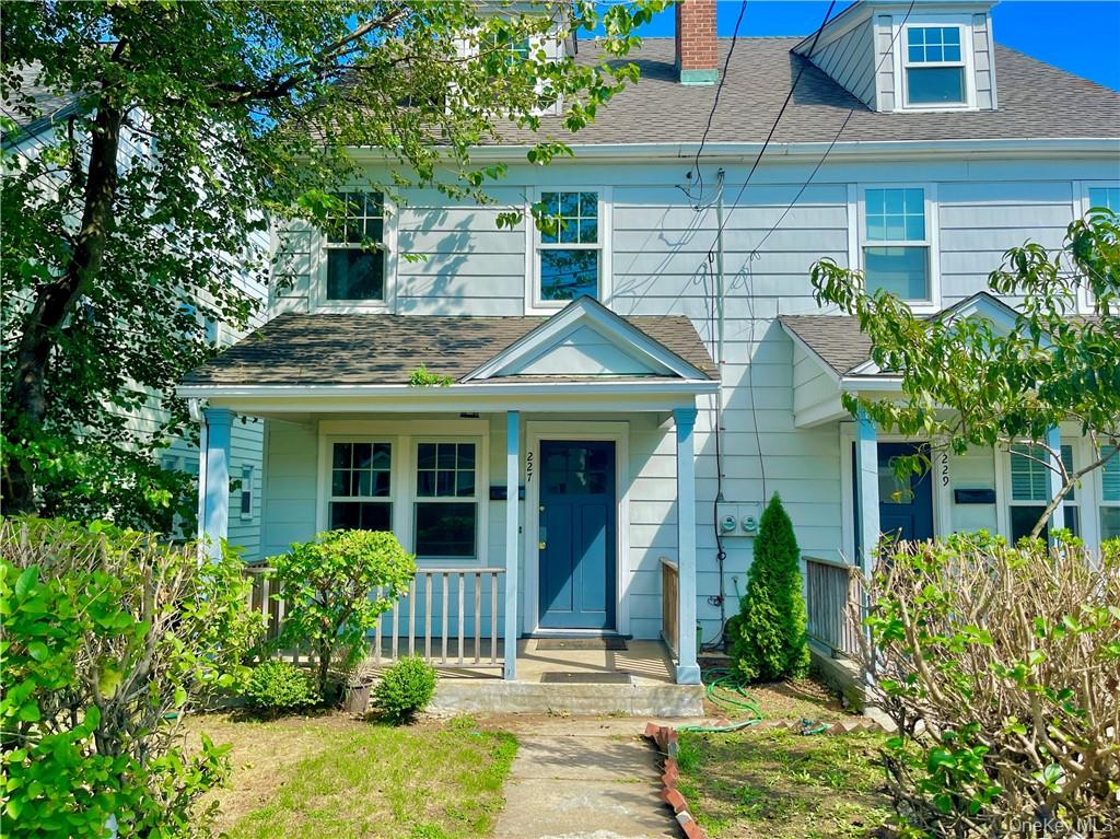 Welcome to this beautiful 3- bedroom, two-bathroom, there are two addi...