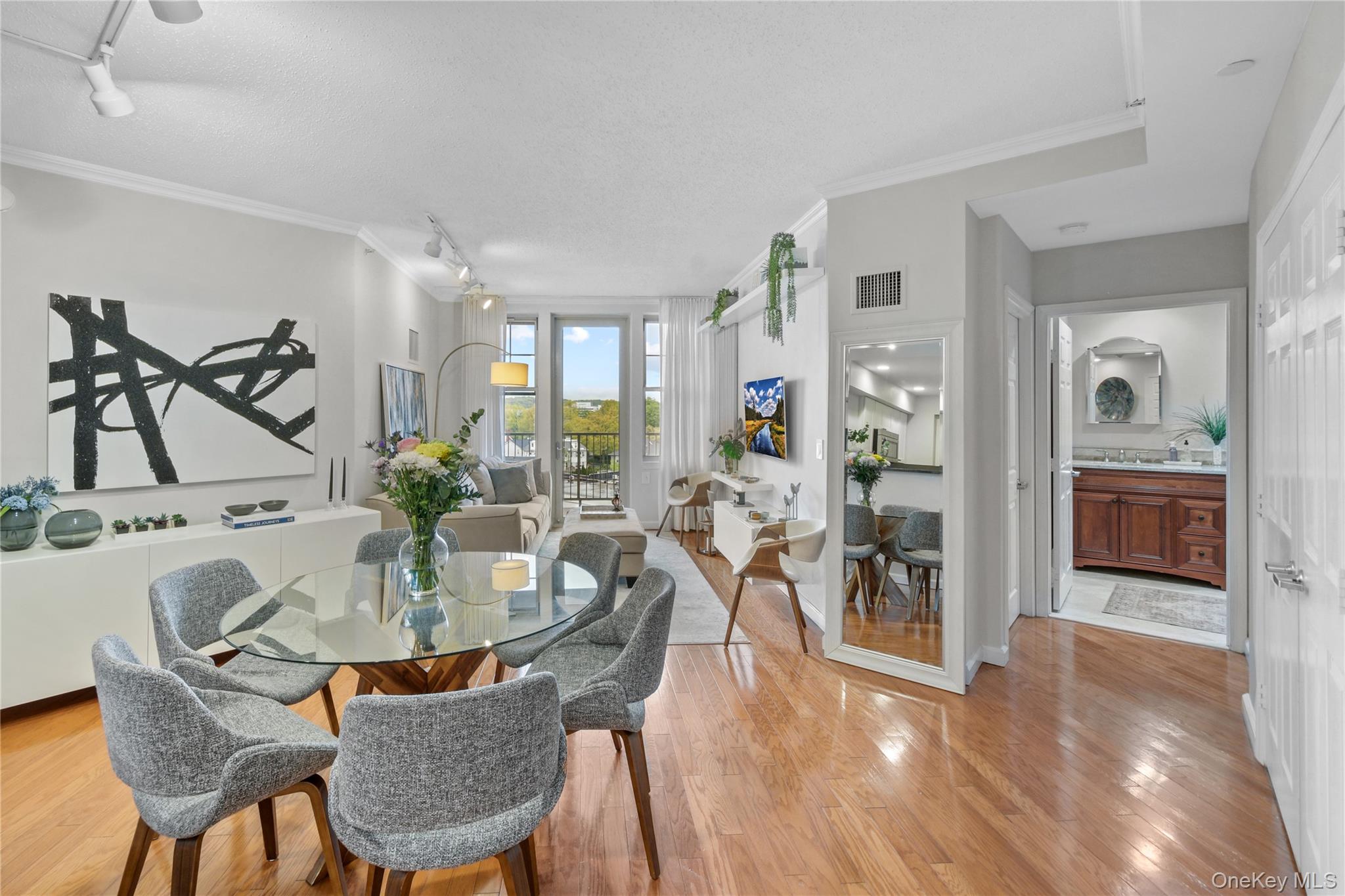 Welcome to the heart of downtown White Plains and this beautifully upd...