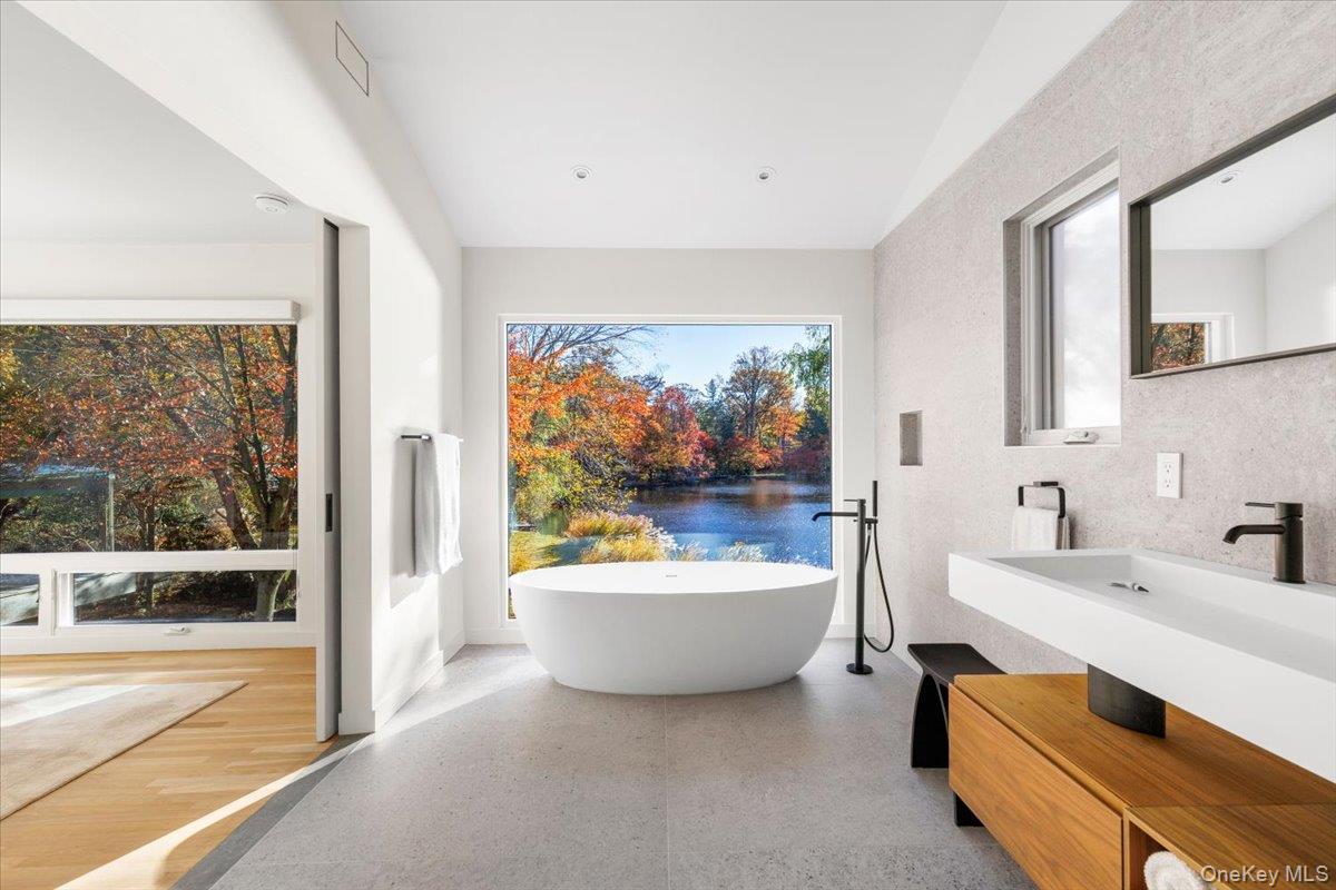 Opportunities like this are exceptionally rare. Positioned at the end...