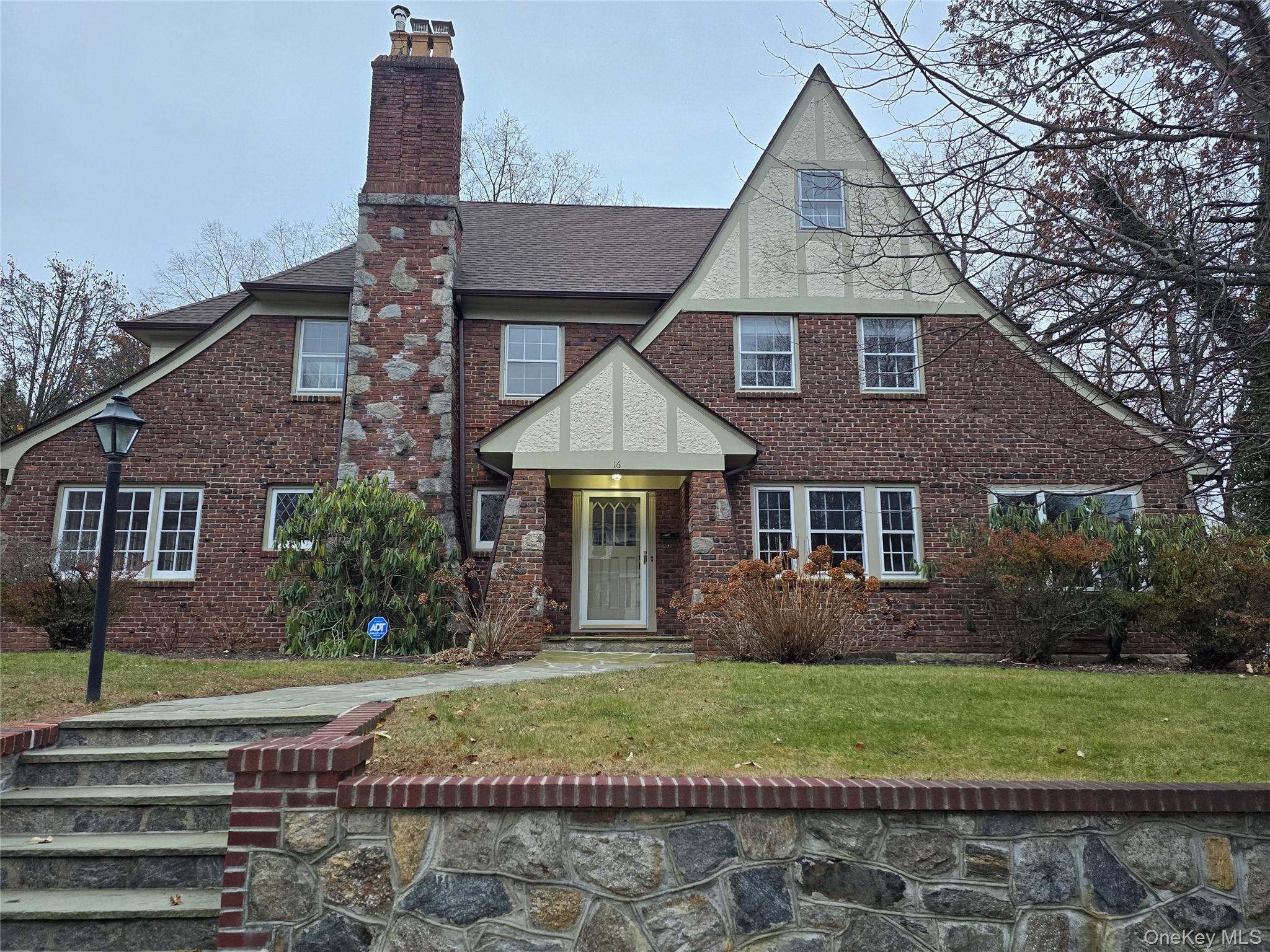 This jewel shines brightly.  Light, large, lovely & available for rent...