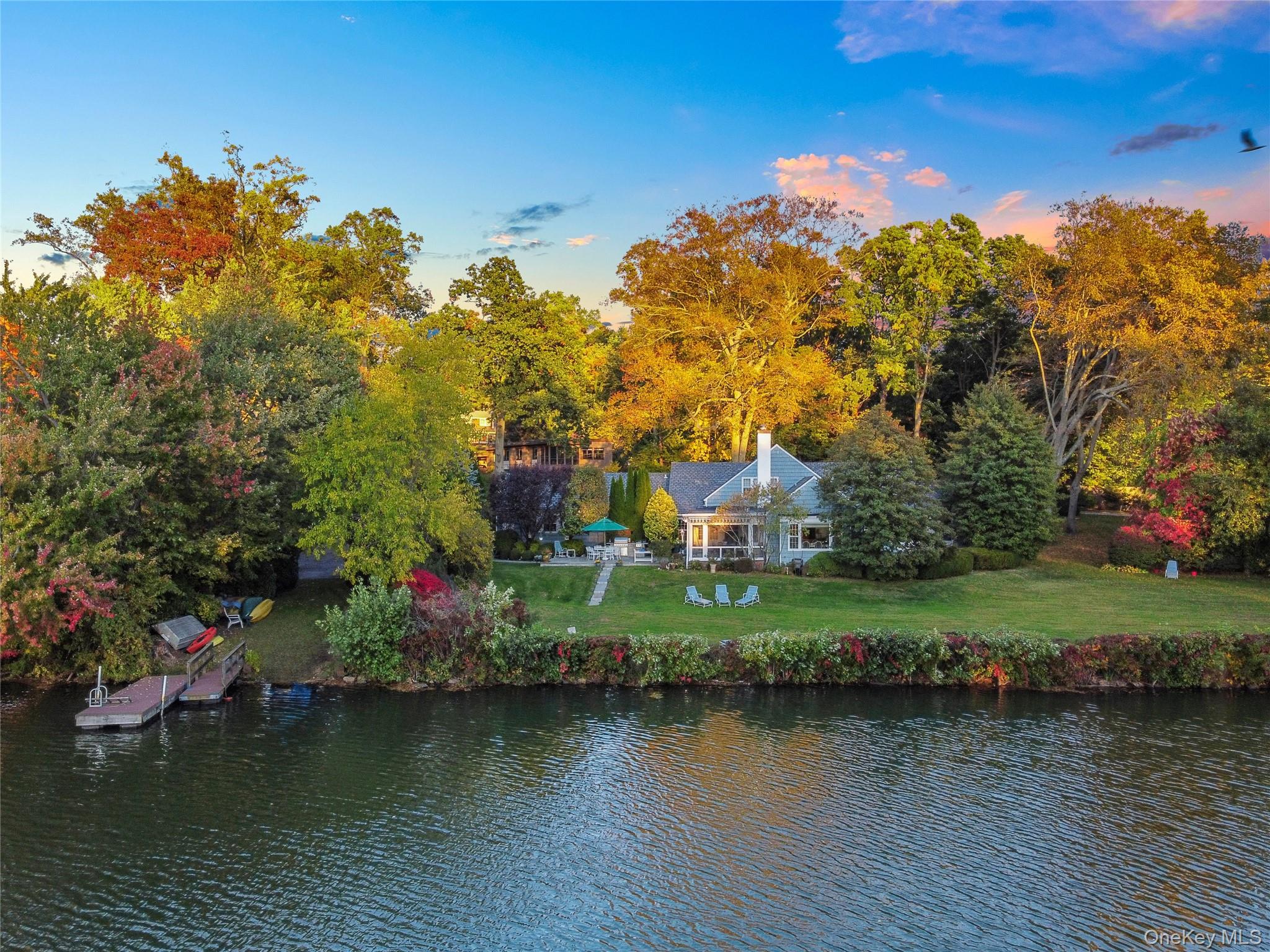 Wake up to glittering water views from nearly every room in this excep...