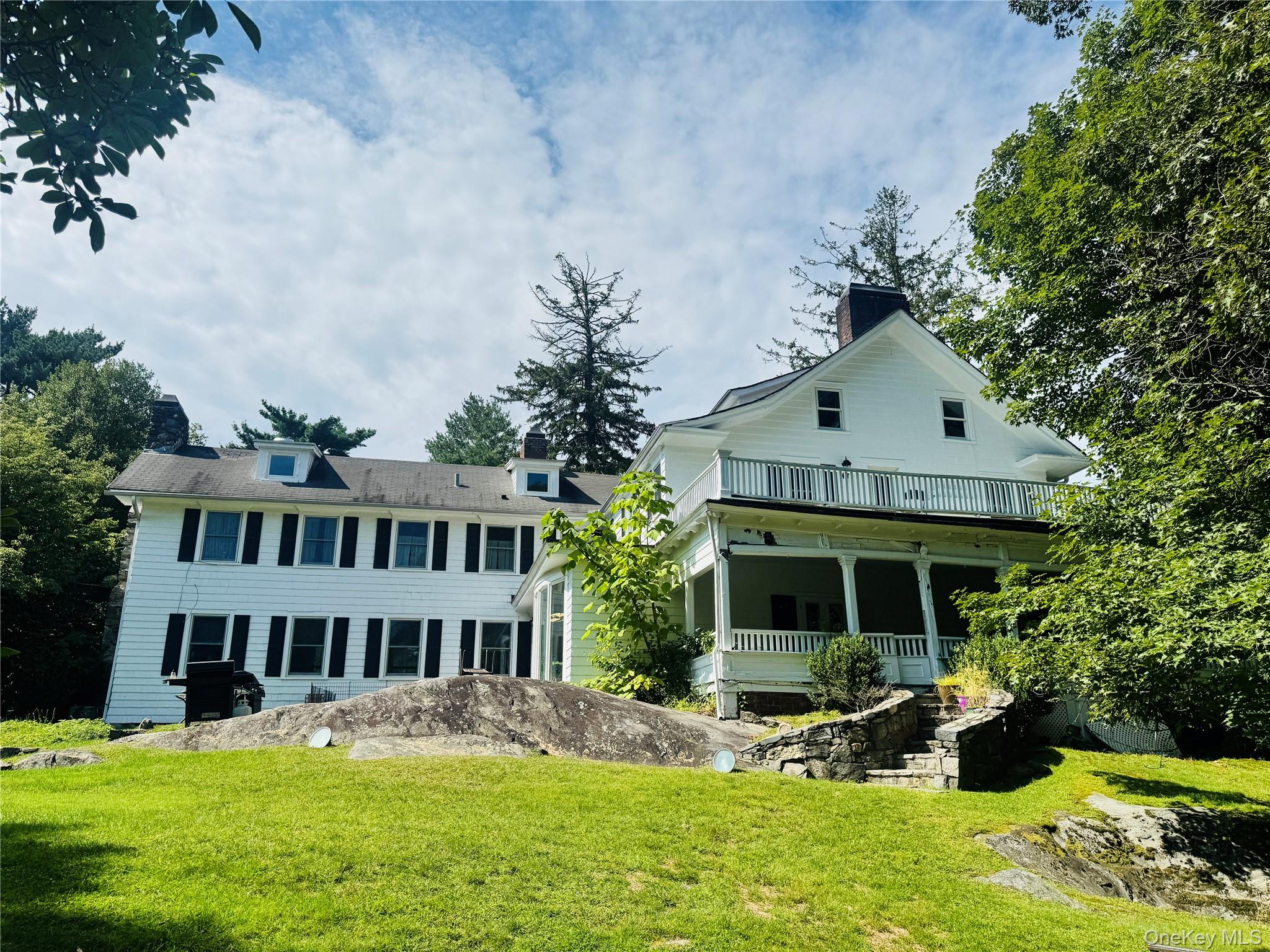Photo 4 of this property