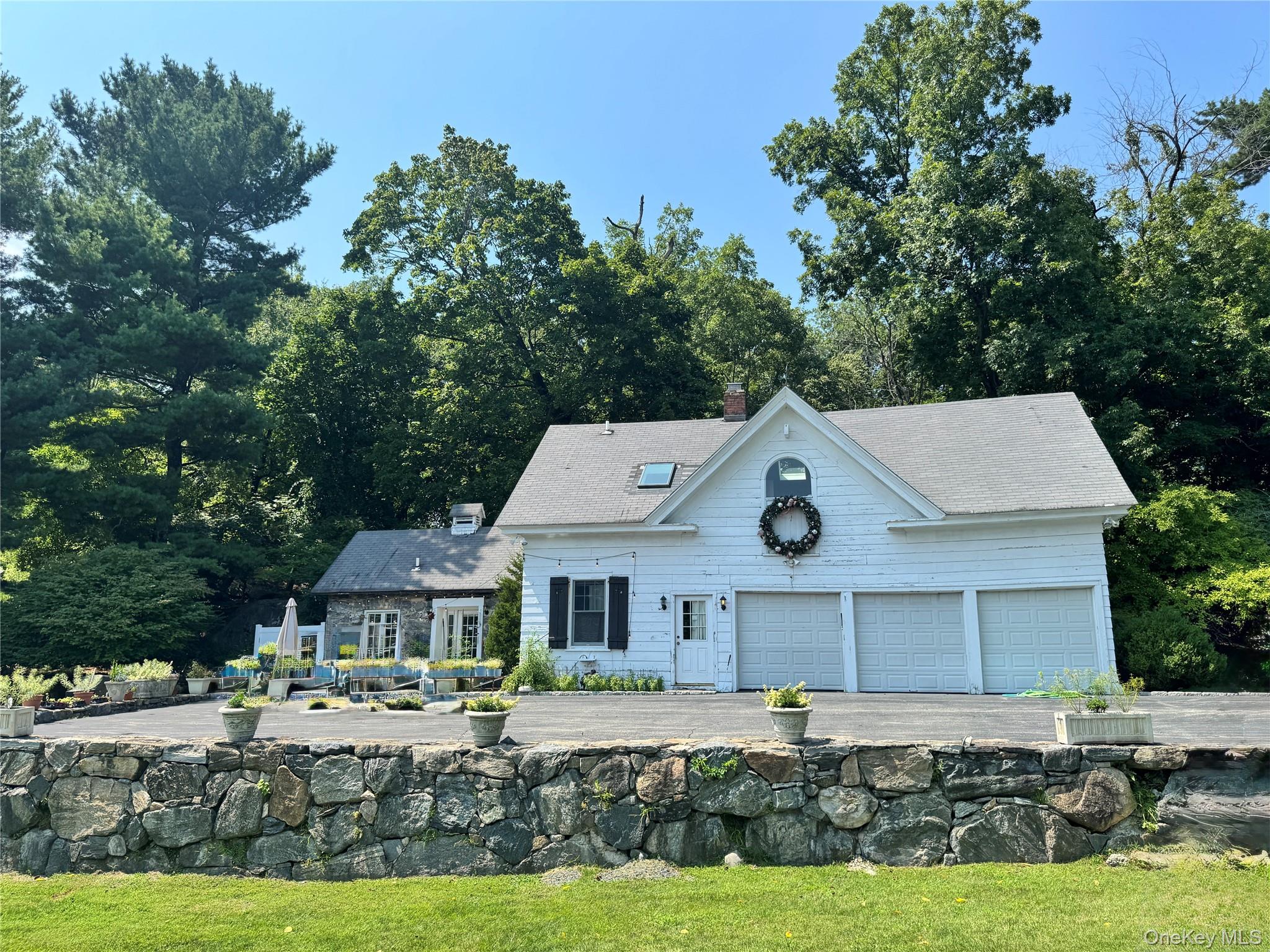 Photo 10 of this property
