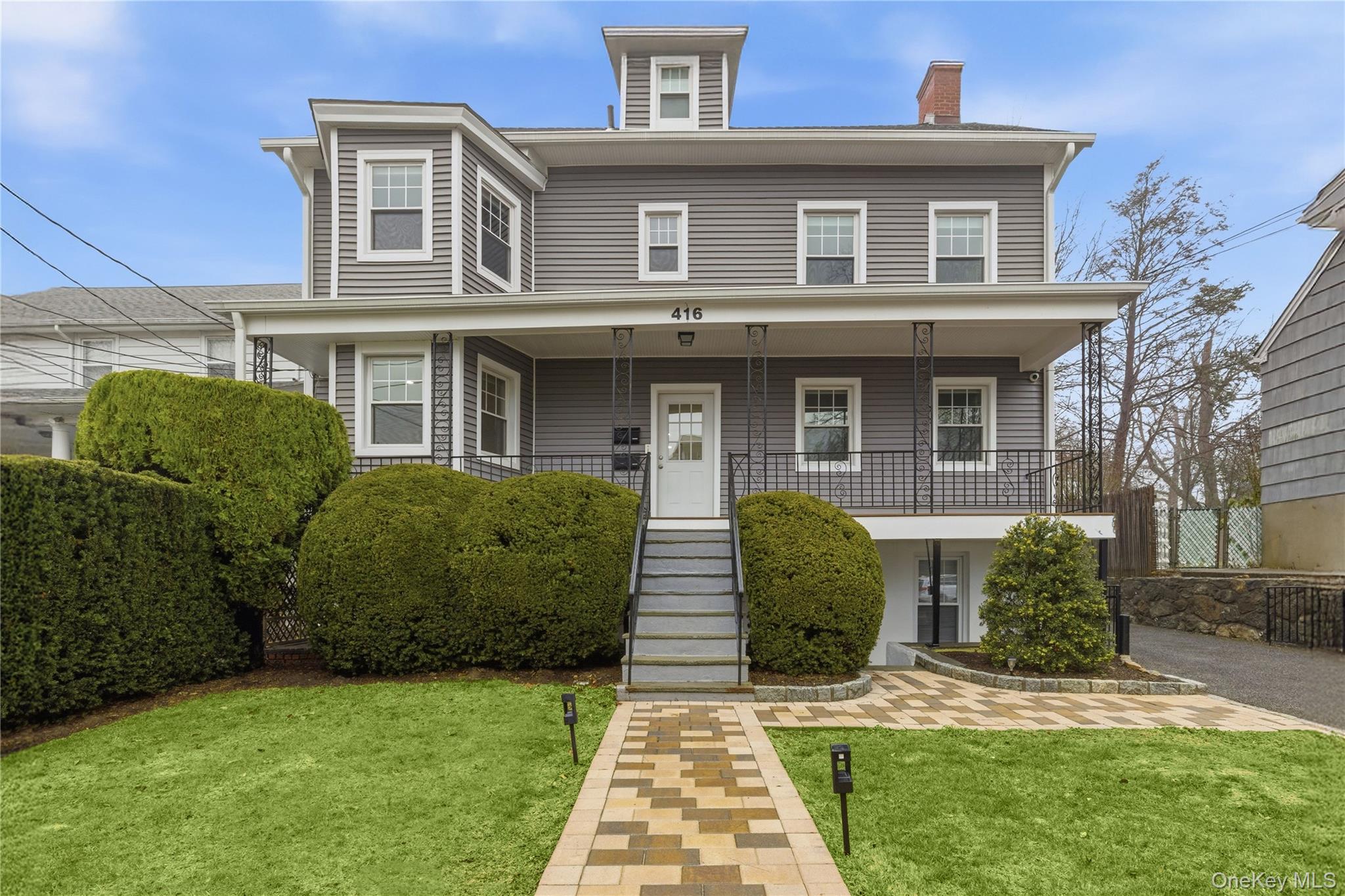 Mint-condition SECOND FLOOR unit in a multi-family home. Features incl...