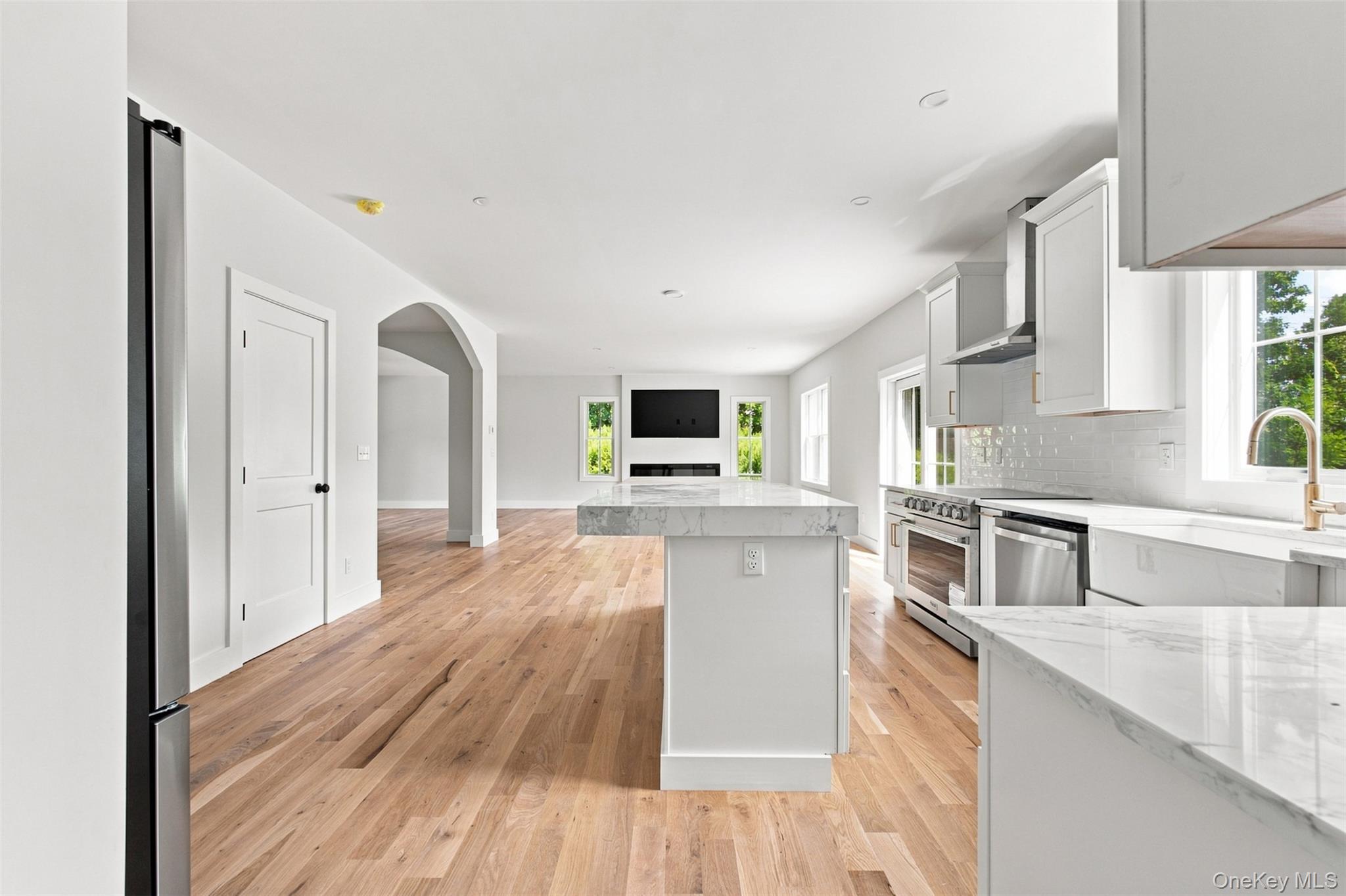 Photo 6 of this property