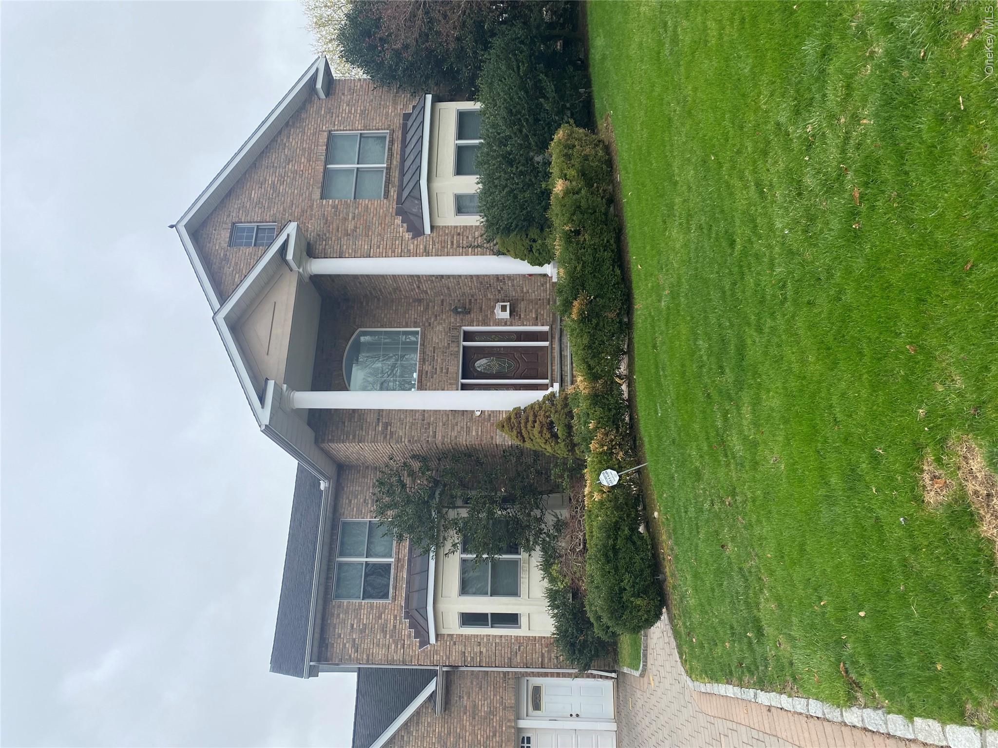 6, 700 Sq Ft 5 Bedroom Colonial
Beautiful five (5) bedroom, four (4) a...